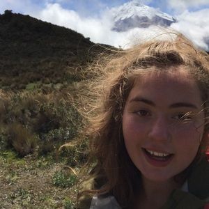 Meet your Posher, Carly rose